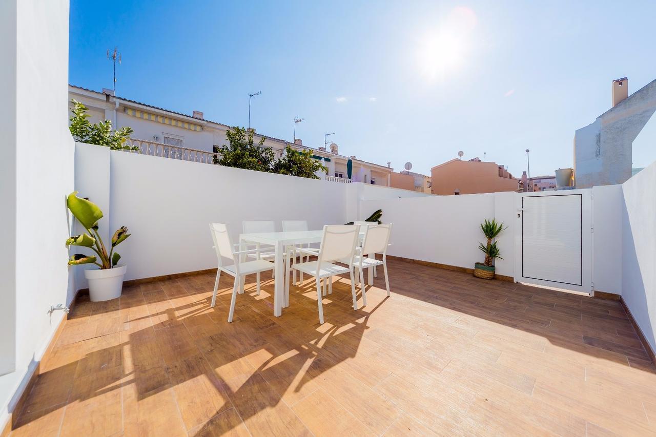Apartamentos El Abuelo Torrevieja Exterior photo