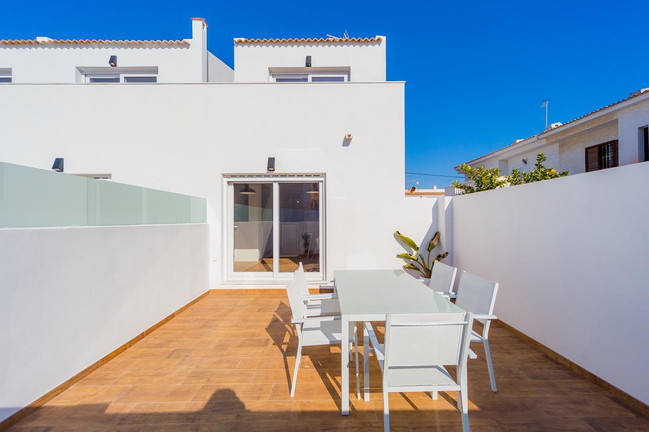 Apartamentos El Abuelo Torrevieja Exterior photo